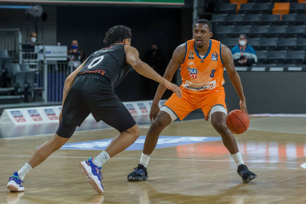 防线的薄弱 防线的薄弱