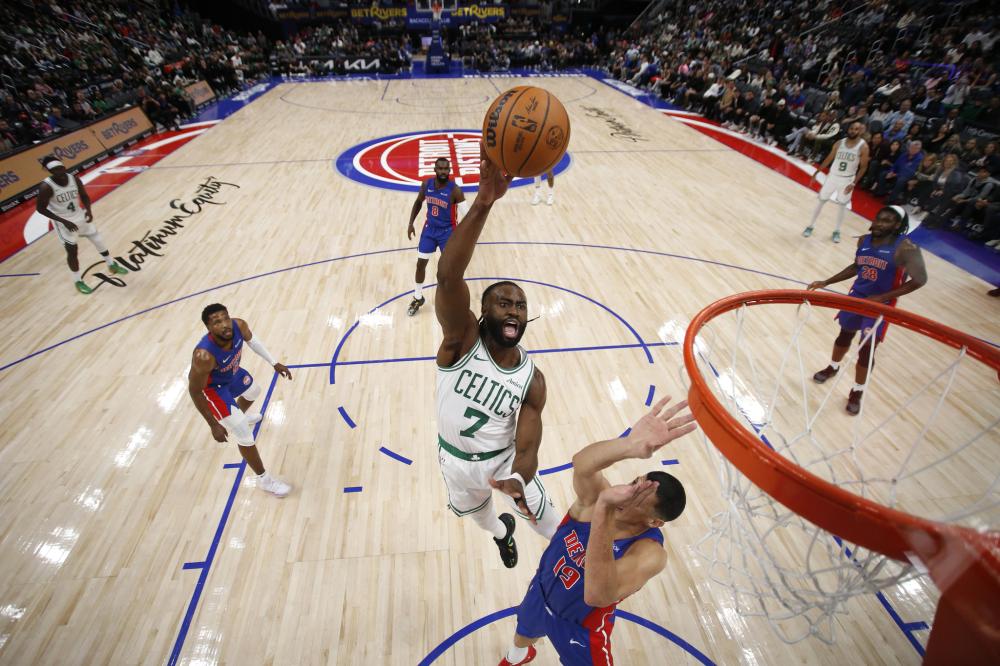 进攻球员 进攻球员