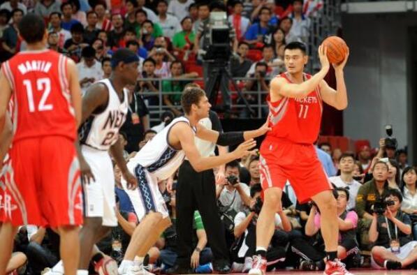 现不成比例 现不成比例